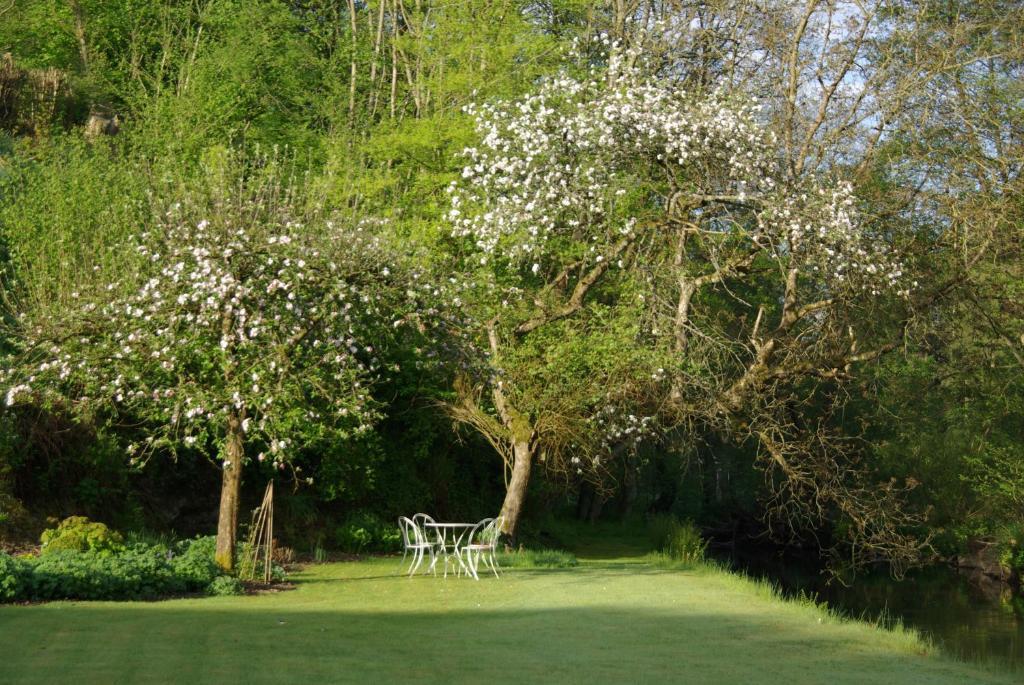 B&B Le Moulin De Resteigne Εξωτερικό φωτογραφία